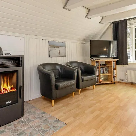 Xiv Holiday home Hals